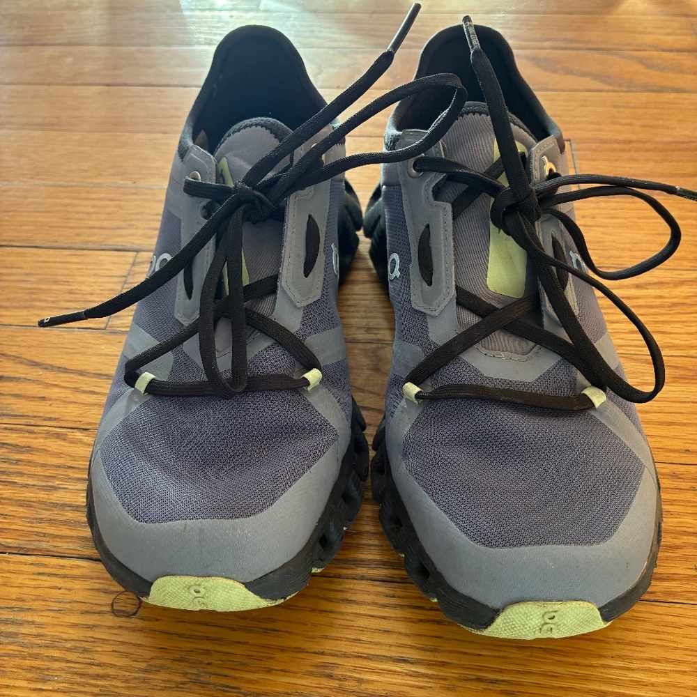 On Running Cloud Training Sneaker